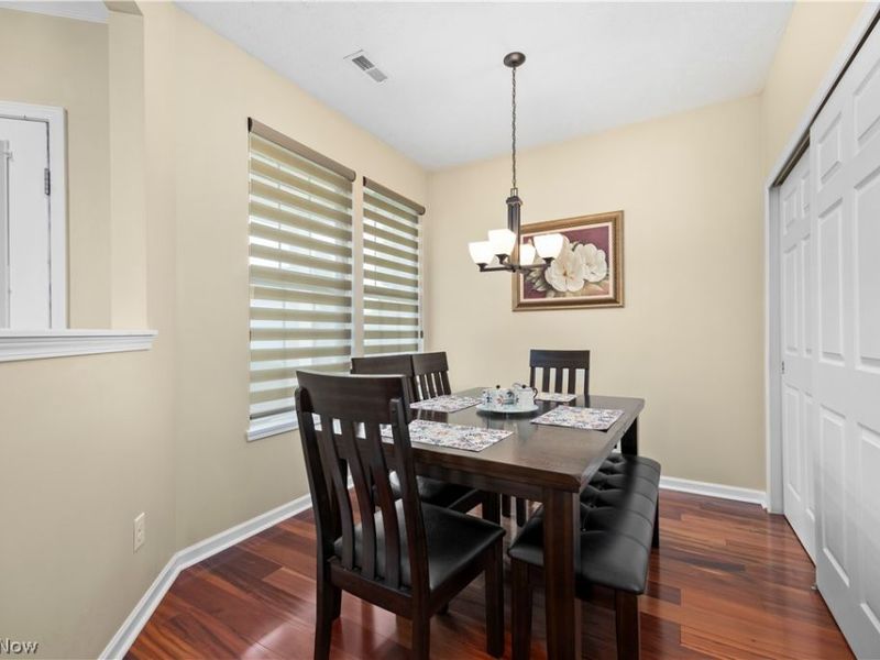 9099 Vernon Hill , North Ridgeville, OH 44039 Photo 3