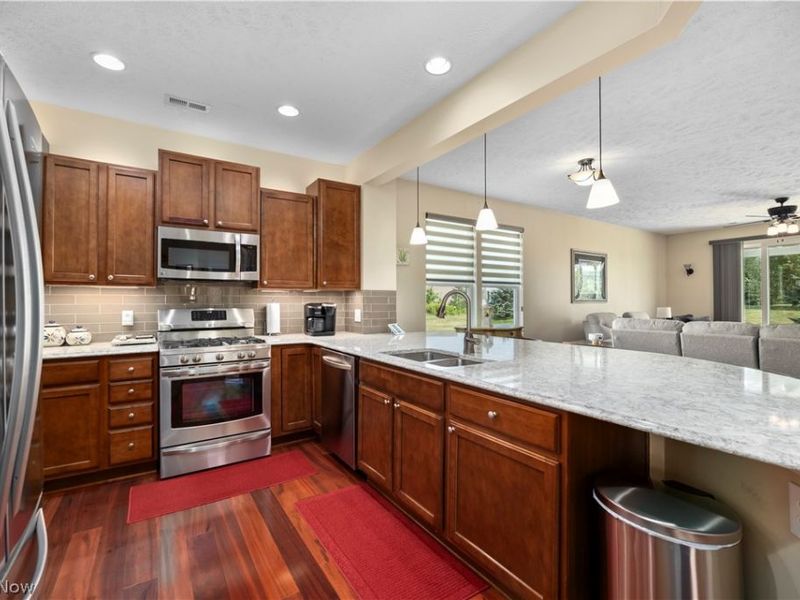 9099 Vernon Hill , North Ridgeville, OH 44039 Photo 5