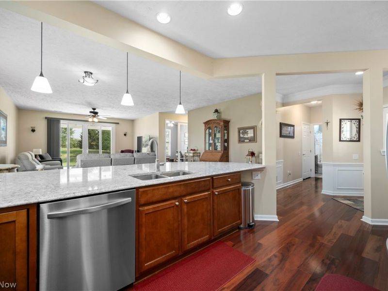 9099 Vernon Hill , North Ridgeville, OH 44039 Photo 7