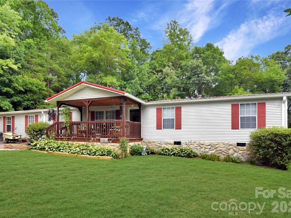 1515 States Avenue , Morganton, NC 28655