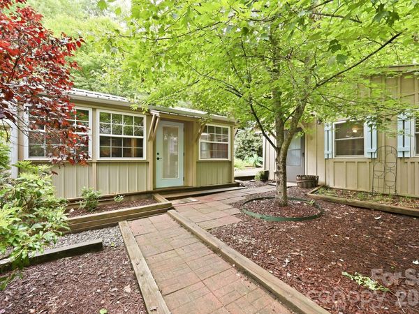 98 Secluded Cove, Waynesville, NC 28785