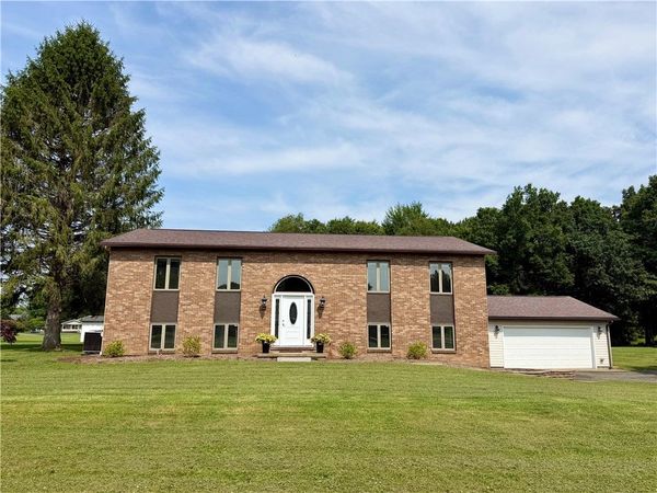 31 Aylesworth Way , Grove City, PA 16127