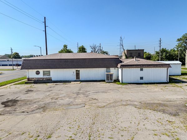 409 Broadway Street, Waterloo, IA 50703