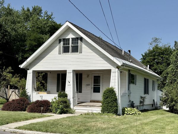 2619 Lavin Court, Unit 2619, Troy, NY 12180