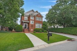 185 Alexander Circle photo 4