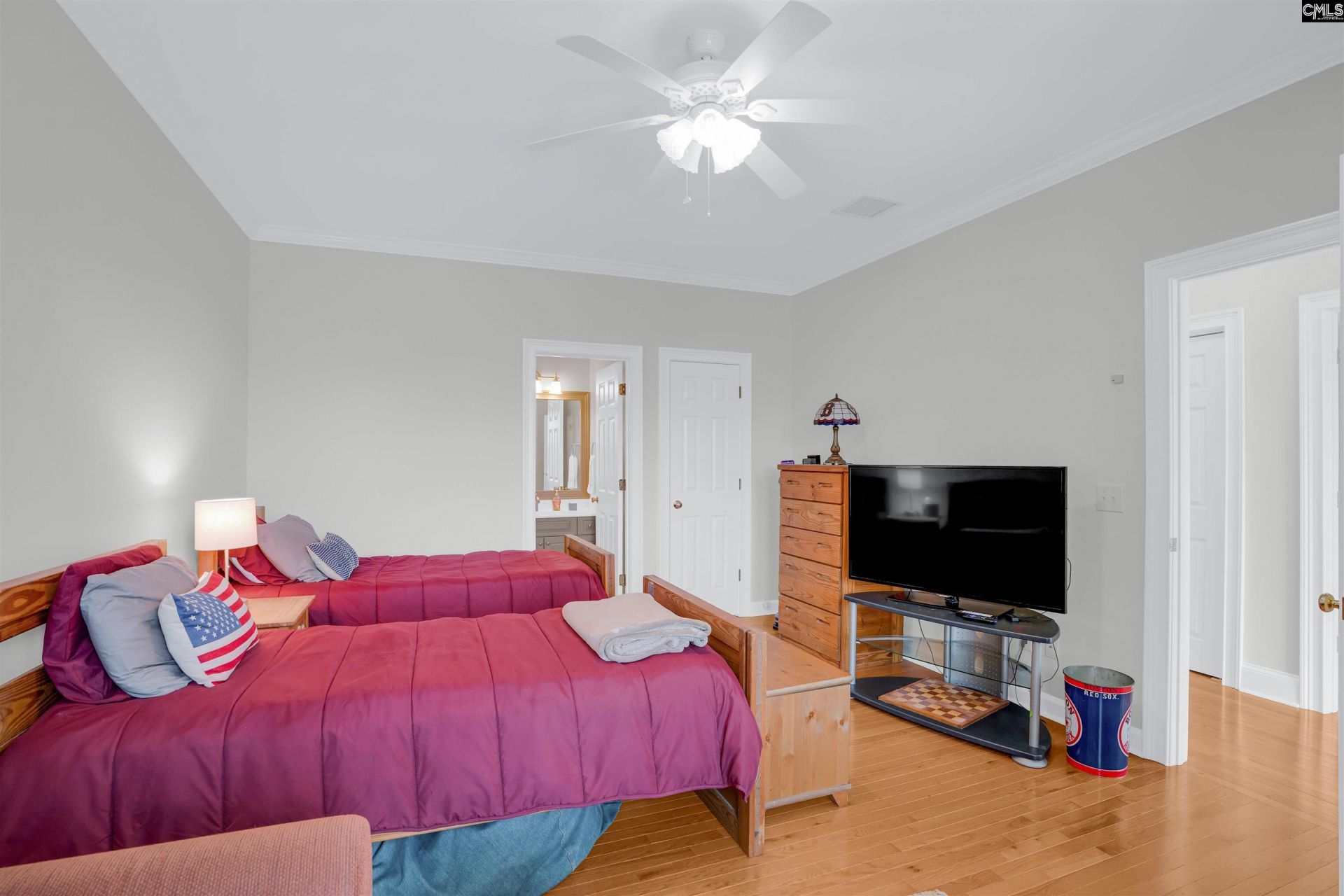 185 Alexander Circle Photo 41