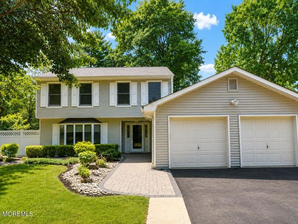 101 Fawn Drive, Matawan, NJ 07747