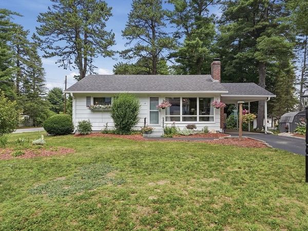 15 Thurston Place, Fitchburg, MA 01420