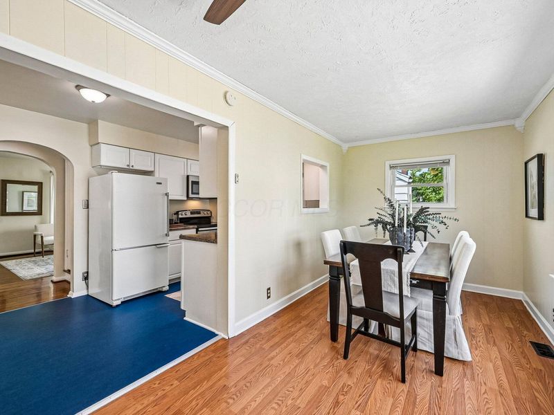 484 E Jeffrey Place, Columbus, OH 43214 Photo 8