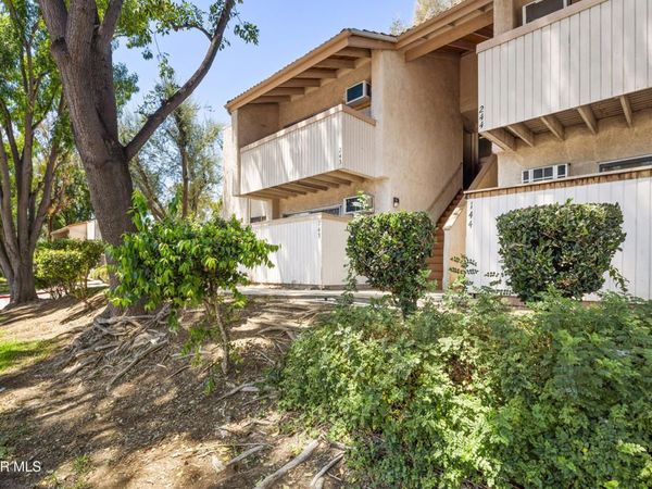 28947 E Thousand Oaks Boulevard , Unit 243, Agoura Hills, CA 91301