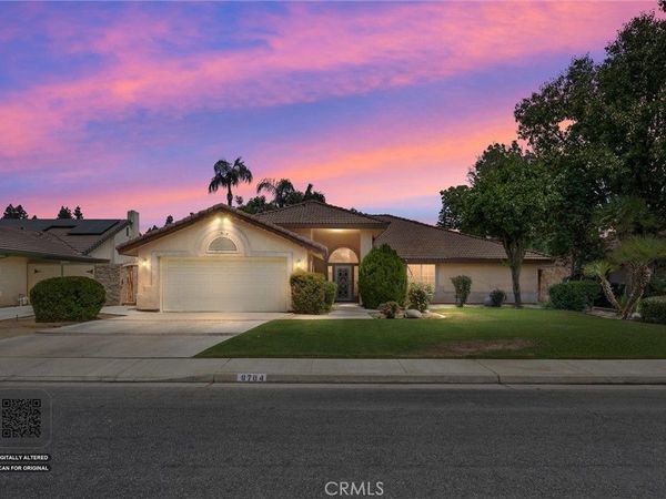 8704 Bridlewood Lane, Bakersfield, CA 93311