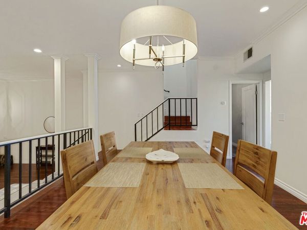 5215 White Oak Avenue , Unit 2, Los Angeles, CA 91316