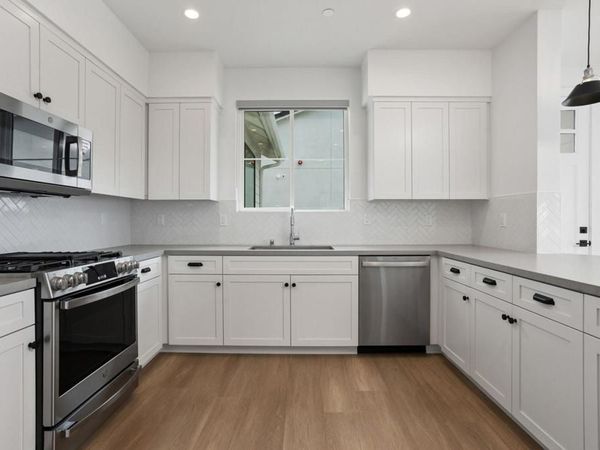 1216 Stonemark Place, Unit 2, Vista, CA 92081