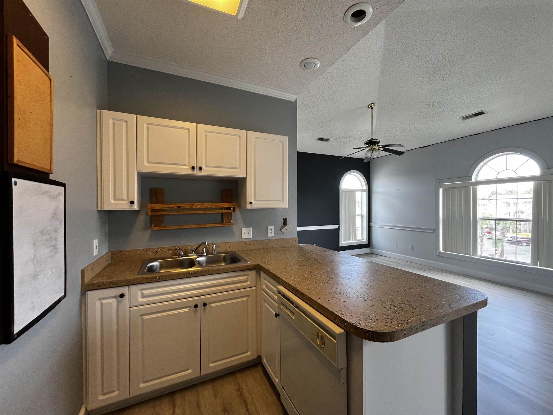 4725 Wild Iris Dr.  Photo 8