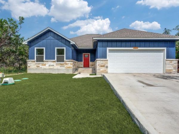 1848 tanglewood TRL, Spring Branch, TX 78070