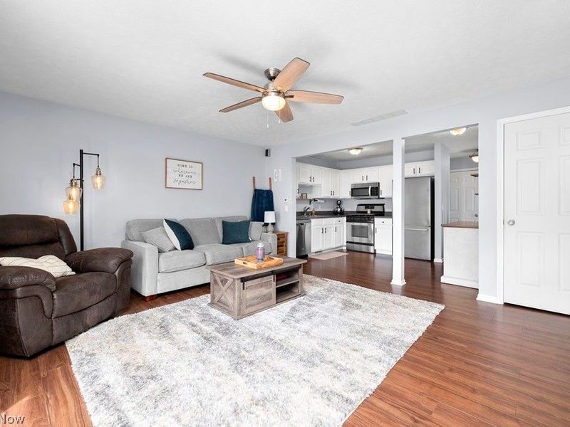 107 Meander Lane, Elyria, OH 44035 Photo 12