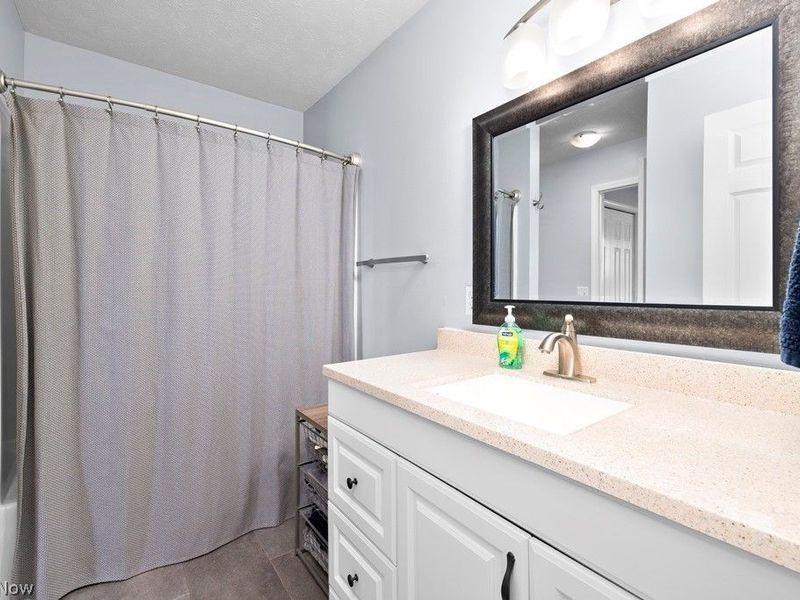 107 Meander Lane, Elyria, OH 44035 Photo 18