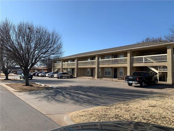 501 N State Street, Unit 10, Weatherford, OK 73096