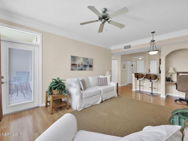 10435 MIDTOWN Parkway, Unit 415, Jacksonville, FL 32246