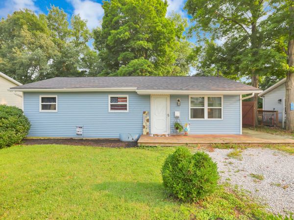 1702 W Walnut Street , Lancaster, OH 43130