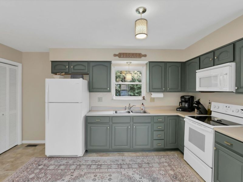 1702 W Walnut Street , Lancaster, OH 43130 Photo 15