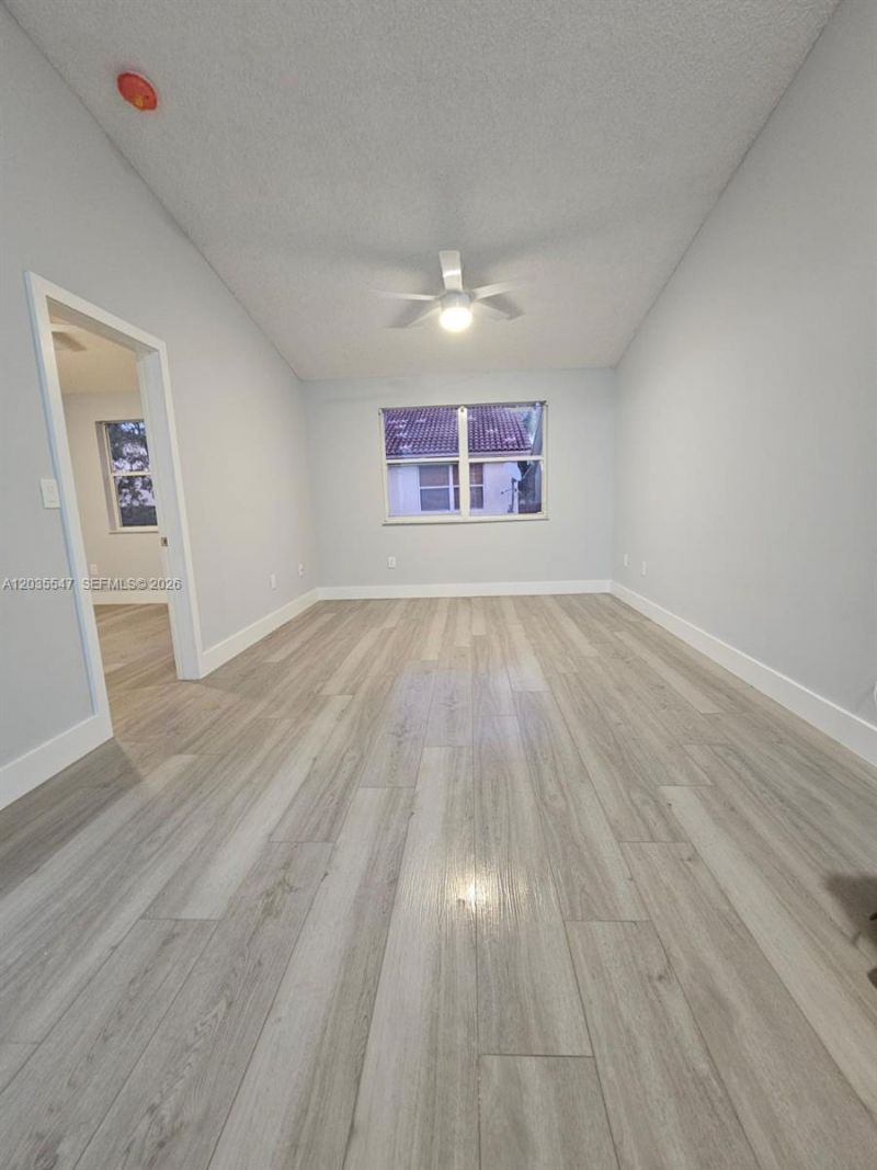 10823 NW 3rd Ct , Unit B12U, Pembroke Pines, FL 33026 Photo