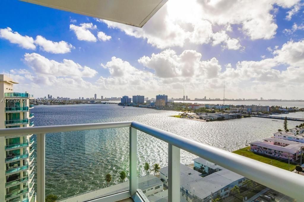 7928 East Dr, Unit 1604 + DEN, North Bay Village, FL 33141 Photo