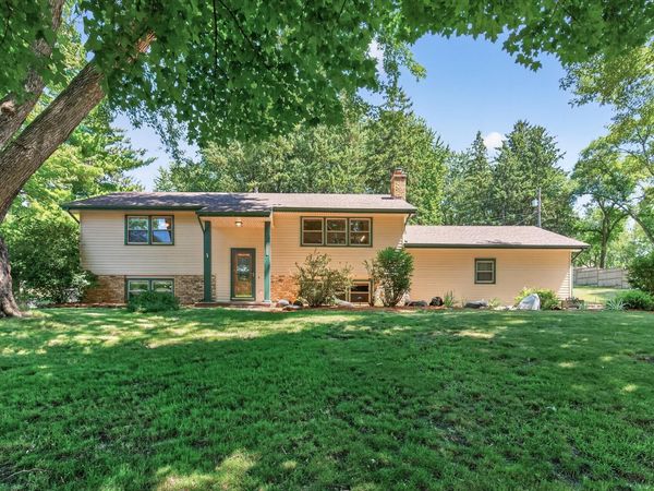 6911 Ticonderoga Trail, Eden Prairie, MN 55346