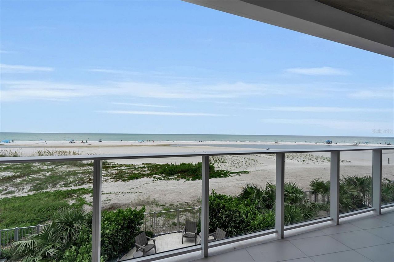 70 Avenida Veneccia, Unit 201, Sarasota, FL 34242 Photo