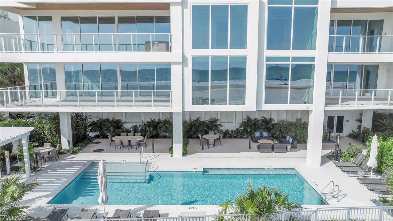 70 Avenida Veneccia, Unit 202, Sarasota, FL 34242 Photo
