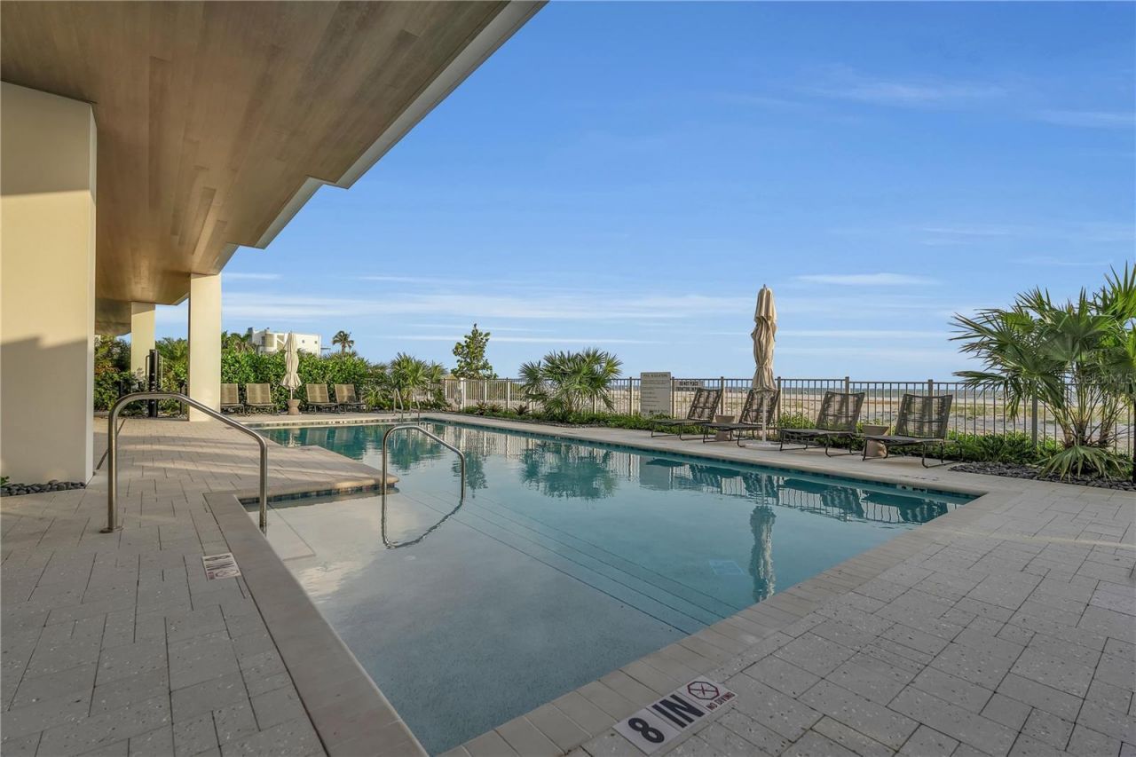 70 Avenida Veneccia, Unit 202, Sarasota, FL 34242 Photo