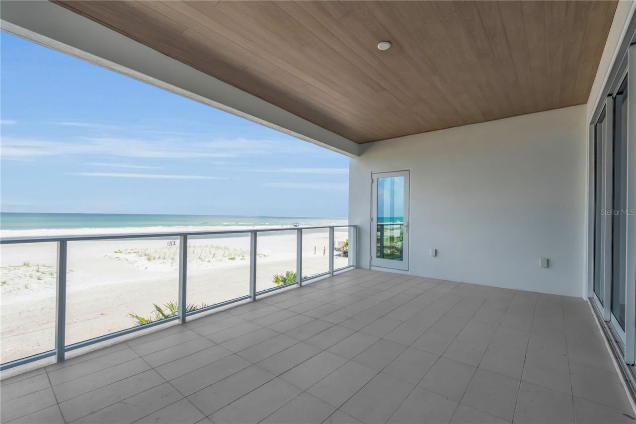 70 Avenida Veneccia, Unit 202, Sarasota, FL 34242 Photo