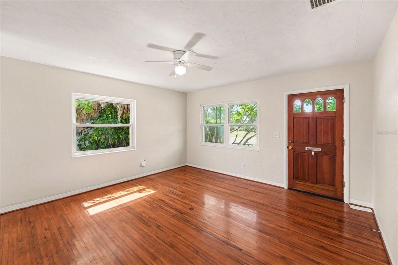 2343 36th Avenue N, Saint Petersburg, FL 33713 Photo