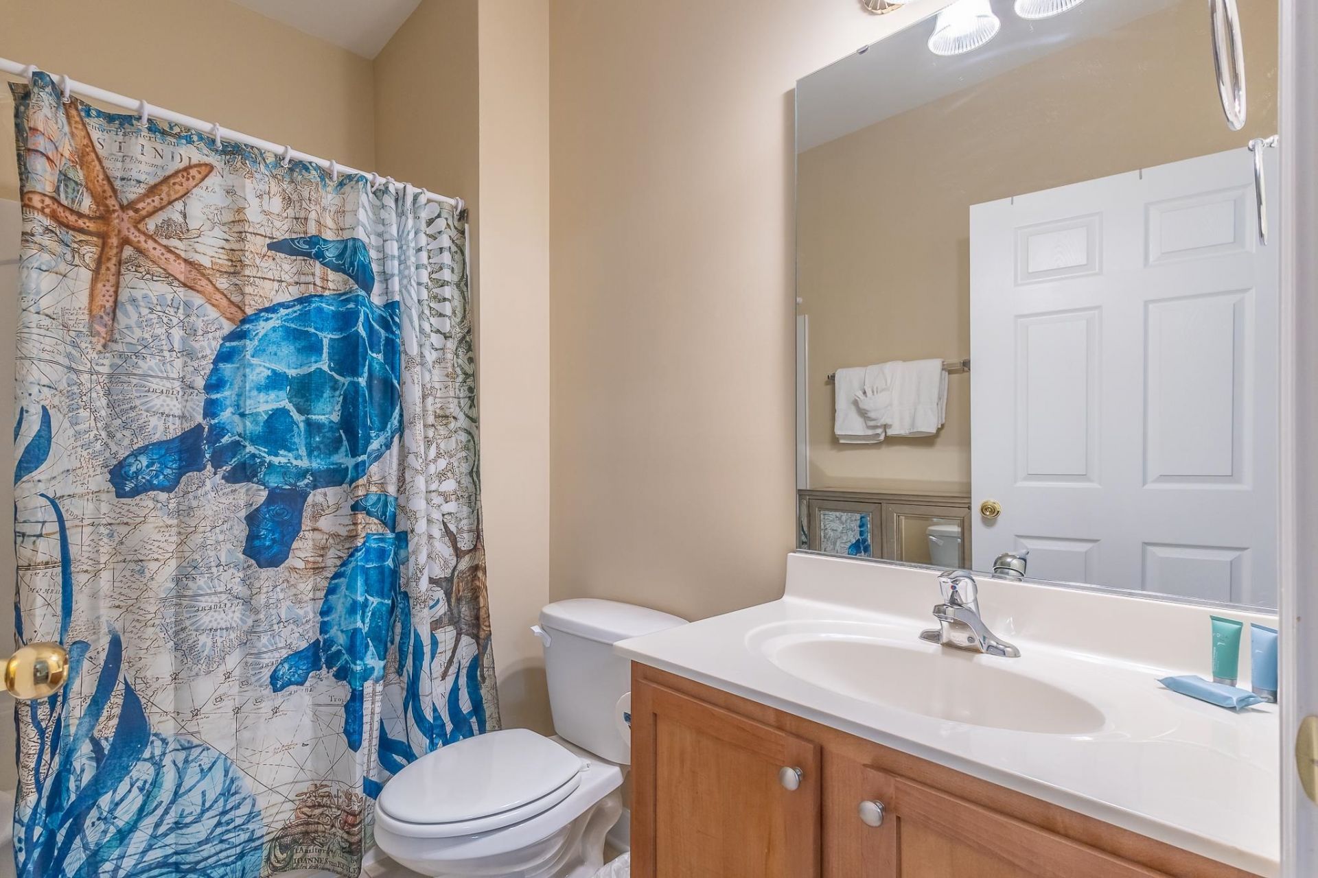 6253 Catalina Dr.  Photo 6