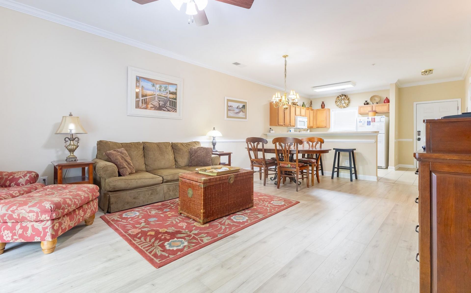 6253 Catalina Dr.  Photo 8