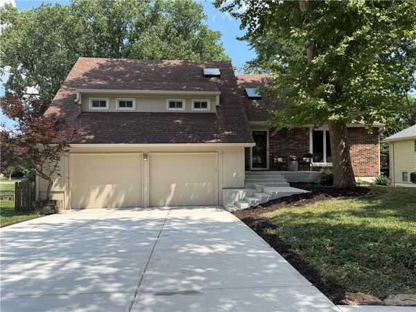 9307 Alden Street, Lenexa, KS 66215