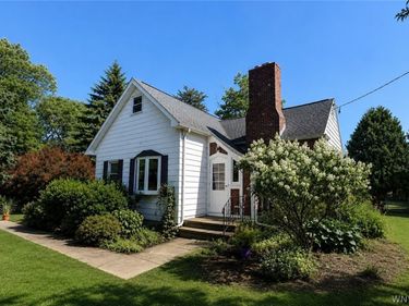 1481 Quaker Road, Orchard Park, NY 14127