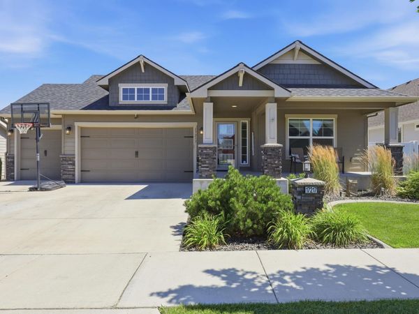 17217 E 17th Ave, Greenacres, WA 99016
