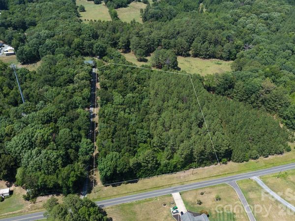 000 Snuggs Road , Norwood, NC 28128