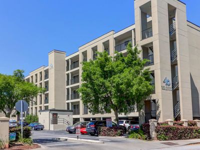 40 Bee Street, Unit 205, Charleston, SC 29403