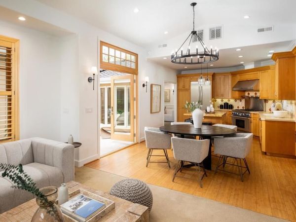 2121 Creeden Way, Mountain View, CA 94040