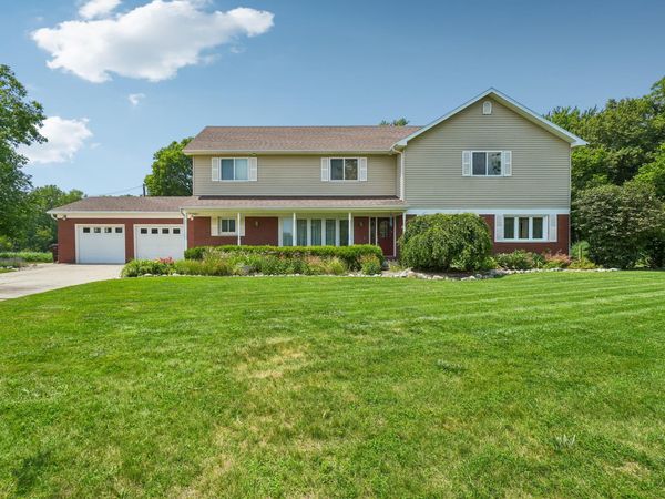 1092 Rose Road, Petersburg, MI 49270