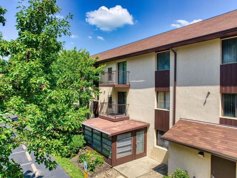3941 Karl Road , Unit 319, Columbus, OH 43224 Photo 19