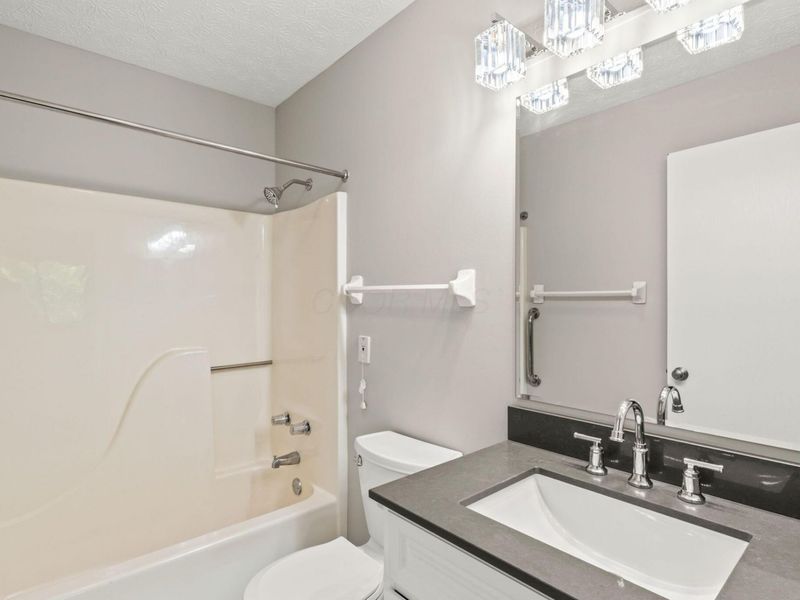3941 Karl Road , Unit 319, Columbus, OH 43224 Photo 26