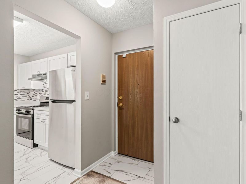 3941 Karl Road , Unit 319, Columbus, OH 43224 Photo 4