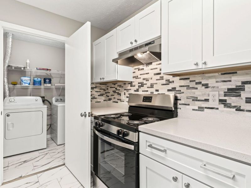 3941 Karl Road , Unit 319, Columbus, OH 43224 Photo 8