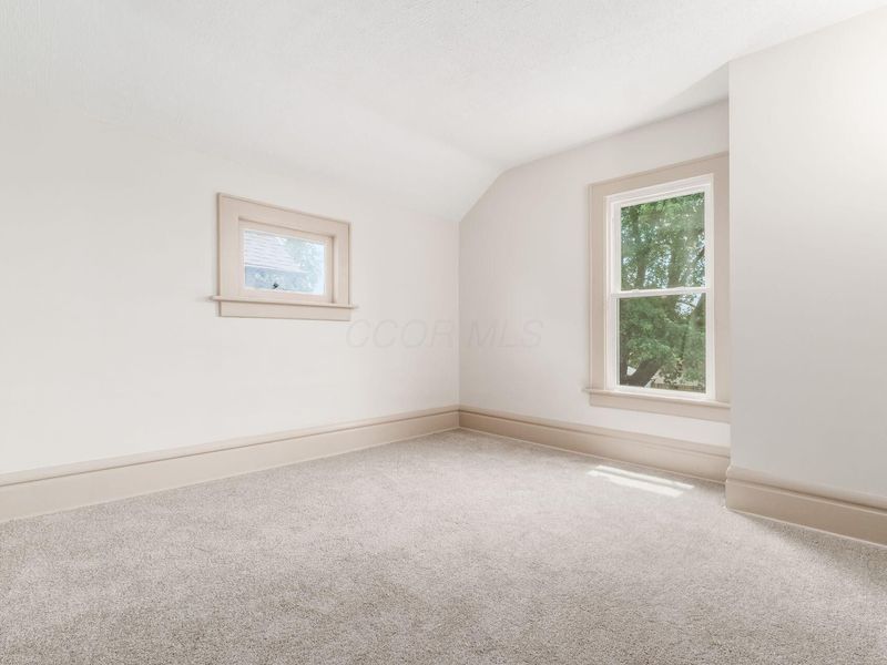 163 E Hinman Avenue, Columbus, OH 43207 Photo 21
