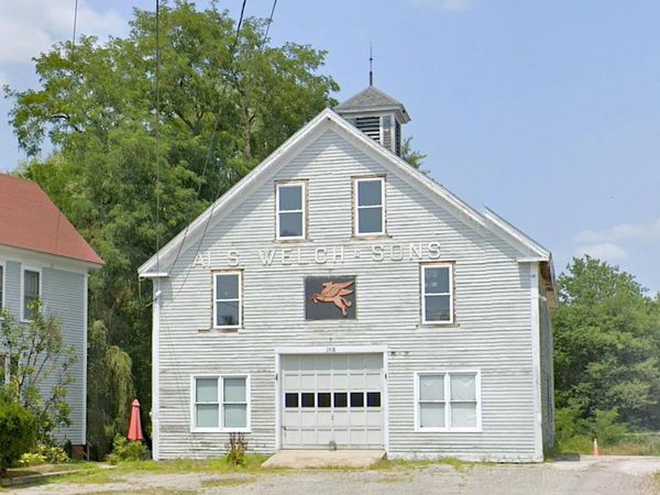 28B Main Street, Raymond, NH 03077