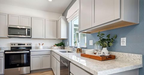 8016 Trapper Ranch Rd, Roseville, CA 95747 Photo