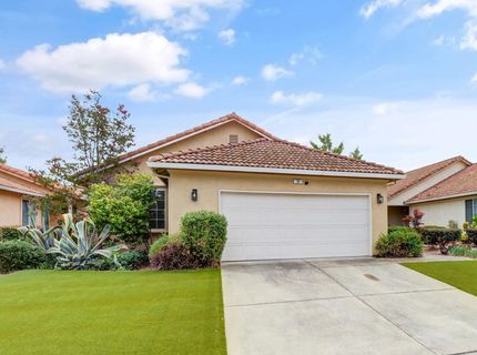 31 Aruba Cir, Sacramento, CA 95823 Photo